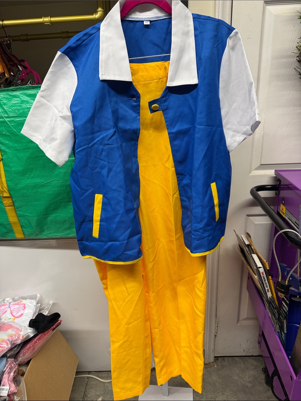 adult Ashton Kutcher two-piece costume set extra large
